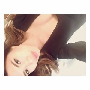 Meet your Posher, Cam tu